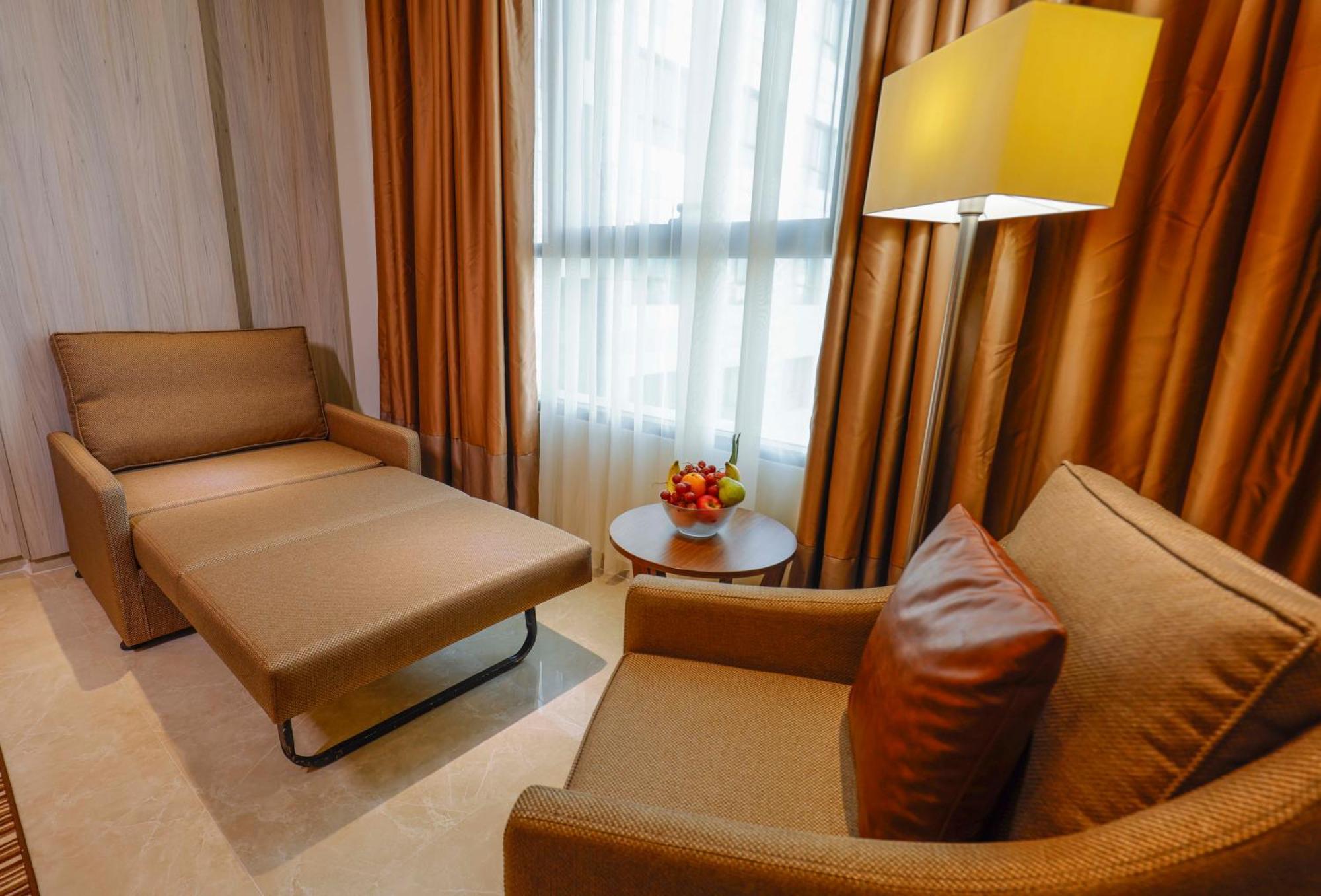 Byblos Hotel Abidjan Bagian luar foto